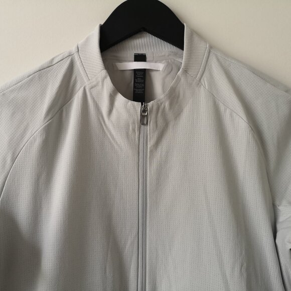 NWT LULULEMON VPOR Vapor Light Grey Airing Easy Bomber Jacket Men's Small, XL - Picture 4 of 12